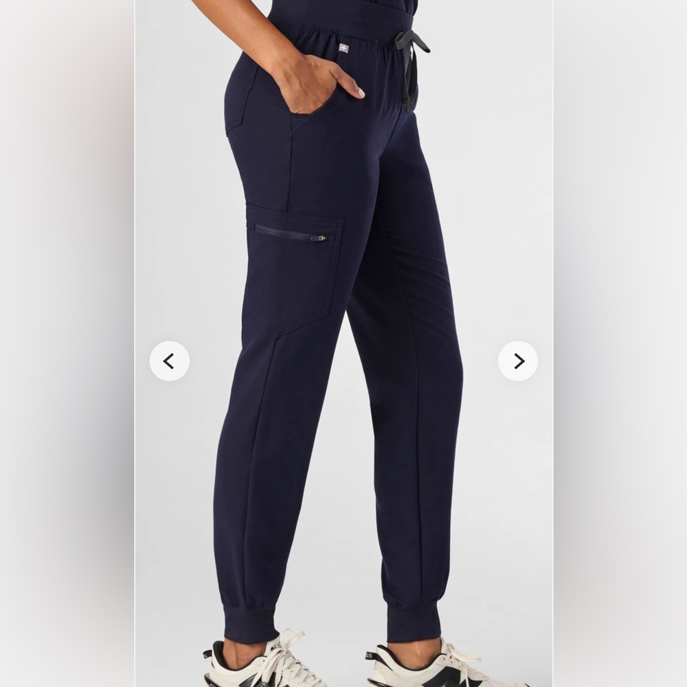 FIGS jogger scrub pants - Picture 5 of 5